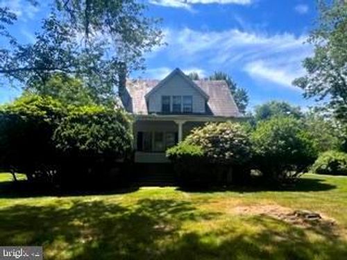 339 E Brown St, EAST STROUDSBURG, PA, 18301-2738 | Card Image