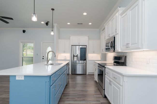 107 Rolling M, House other with 3 bedrooms, 2 bathrooms and null parking in Tuscola TX | Image 6