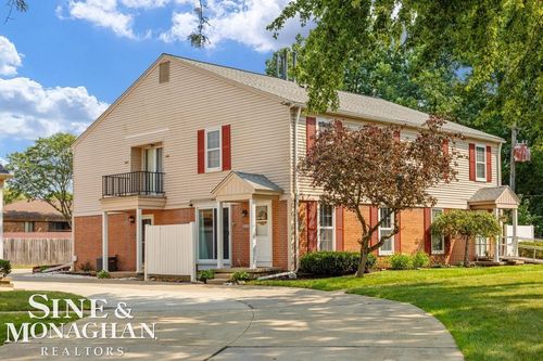 24151 Meadowbridge Dr, Clinton Township, MI, 48035-3009 | Card Image