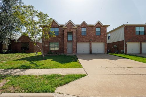3925 Cane River Rd, Fort Worth, TX, 76244-5935 | Card Image