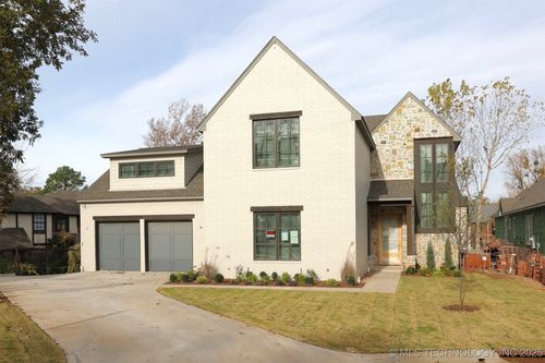 1245 E 28th St, Tulsa, OK, 74114-3921 | Card Image