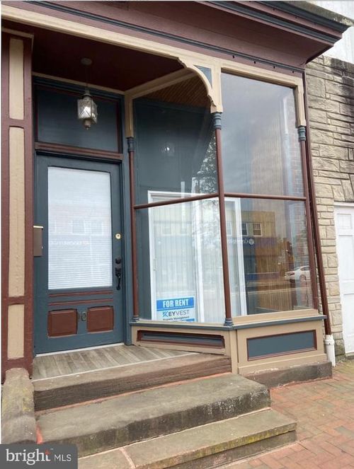 10-12 E Broad St, Burlington, NJ, 08016-1919 | Card Image