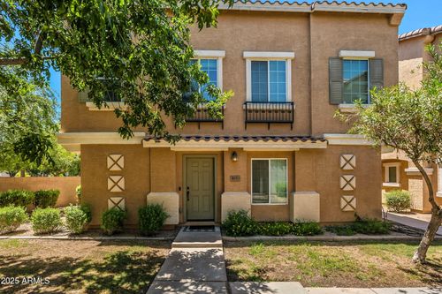 4033 E Windsor Dr, Gilbert, AZ, 85296-8476 | Card Image