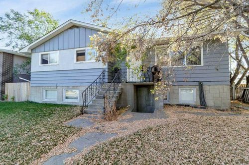 3719 50 St, Red Deer, AB, T4N1V9 | Card Image