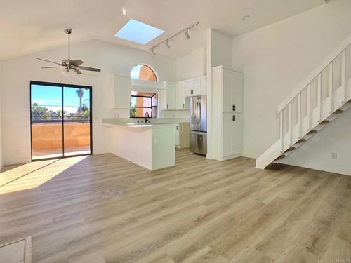 2-927 Wilbur Avenue, San Diego, CA, 92109 | Card Image