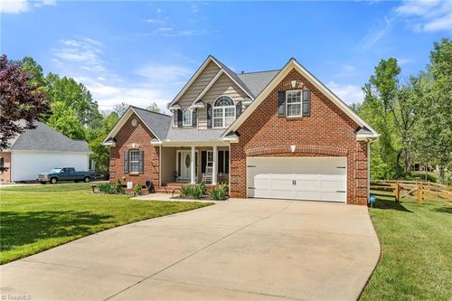 7084 Bridgewood Rd, Clemmons, NC, 27012-9095 | Card Image