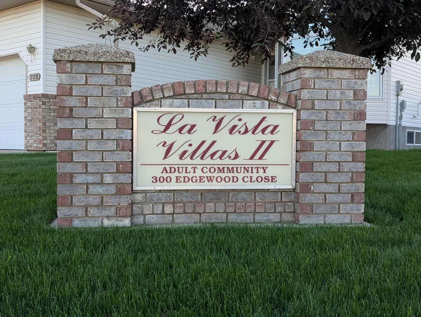 Residential in Camrose 4