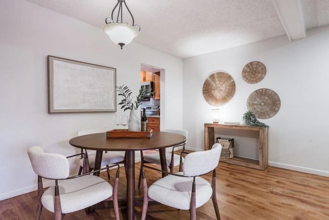 19414 Vineyard Ln, Townhouse with 3 bedrooms, 3 bathrooms and 20 parking in Saratoga CA | Image 7