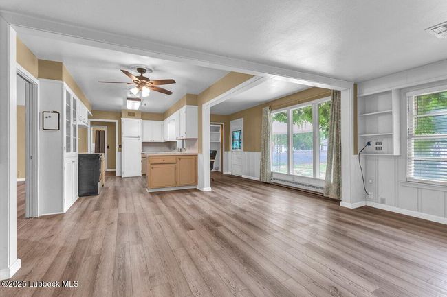 613 W Avenue F, House other with 2 bedrooms, 1 bathrooms and null parking in Muleshoe TX | Image 8