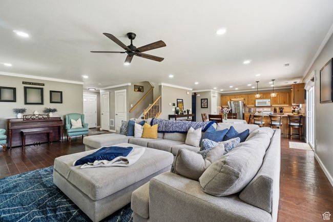 469 S Olive Way, House other with 4 bedrooms, 3 bathrooms and 7 parking in Lehi UT | Image 7
