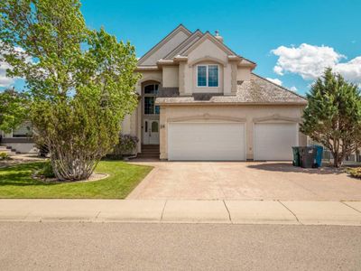 24 Fairmont Pt S, House detached with 4 bedrooms, 3 bathrooms and 6 parking in Lethbridge AB | Image 1