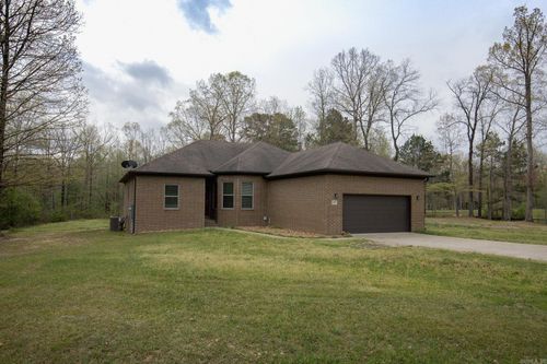 1090 Whispering Oak Dr, Redfield, AR, 72132-9702 | Card Image