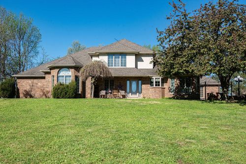 4181 N Farm Road 35, Ash Grove, MO, 65604-8212 | Card Image