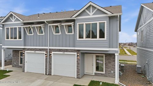 645 N Creative Way, Post Falls, ID, 83854 | Card Image