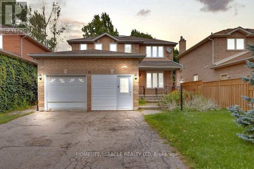 13 Morton Cres, Barrie, ON, L4N7T4 | Card Image