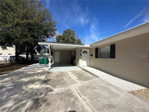 1017 E 1st Ave, Mount Dora, FL, 32757-5709 | Card Image