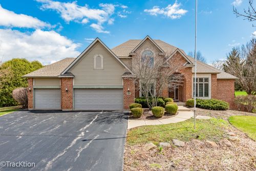 10902 Red Hawk Ln, Spring Grove, IL, 60081-9279 | Card Image