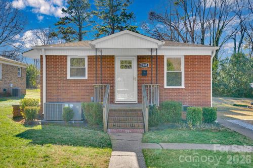 2607/2609 Celia Avenue, Charlotte, NC, 28216 | Card Image