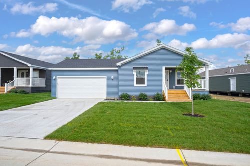 180 Riviera Dr, Lapeer, MI, 48446-3562 | Card Image