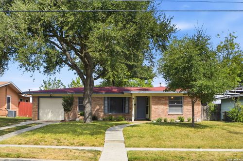 223 Fennel Dr, San Antonio, TX, 78213-2854 | Card Image