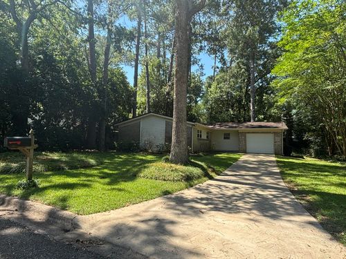 2003 Travis Cir, TALLAHASSEE, FL, 32303-3433 | Card Image
