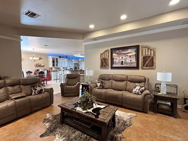 390 Hackberry Dr, House other with 5 bedrooms, 5 bathrooms and 3 parking in Andrews TX | Image 25