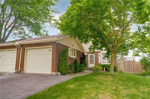 20 Elmvale Crt, Townsend, ON, N0A1S0 | Card Image