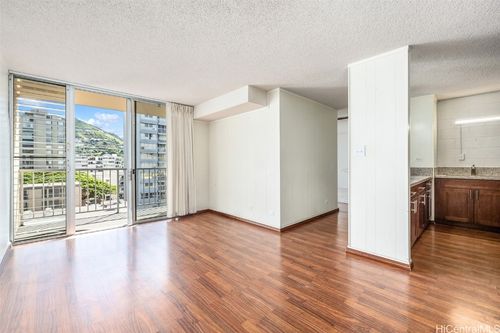 802-1415 Punahou Street, Honolulu, HI, 96822 | Card Image