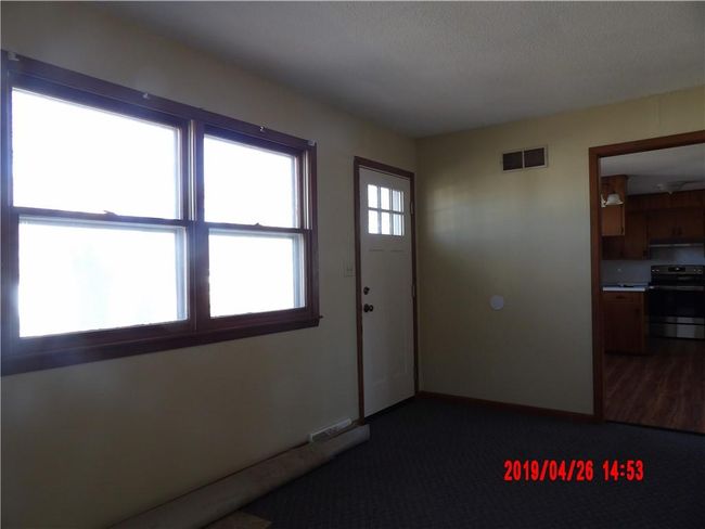 Family Room | Image 25