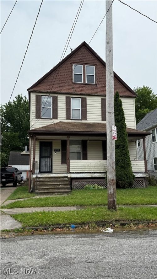 6330 Carl Ave, Cleveland, OH, 44103-1597 | Card Image
