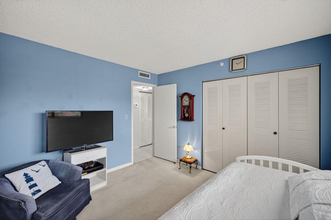 APT-505 - 2205 S Cypress Bend Dr, Condo with 2 bedrooms, 2 bathrooms and null parking in Pompano Beach FL | Image 33
