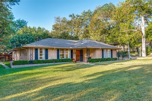 3511 Rio Grande Cir, Dallas, TX, 75233-2553 | Card Image