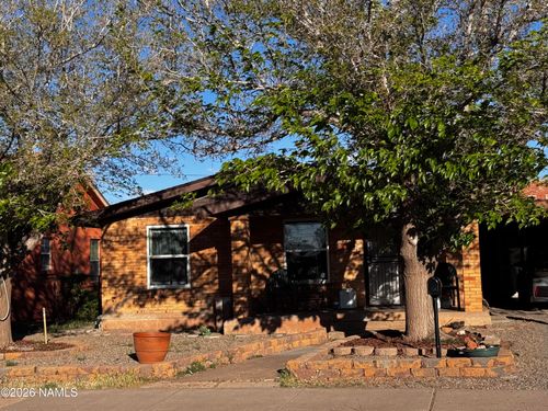 810 N Williamson Ave, Winslow, AZ, 86047-3735 | Card Image