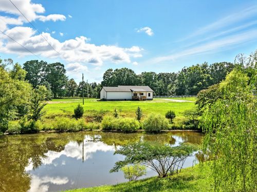 607 Collier Bend Rd, Charlotte, TN, 37036-5700 | Card Image