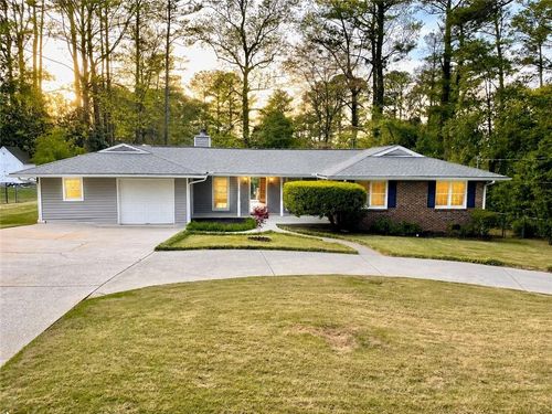 226 Pine Forest Dr, Lawrenceville, GA, 30046-6032 | Card Image