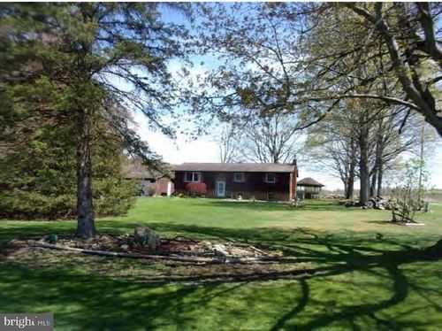 25 Maple Rd, Greenville, PA, 16125-9258 | Card Image