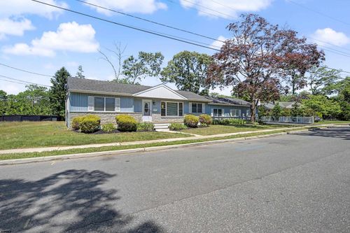 227 W Glencove Ave, Northfield, NJ, 08225-1707 | Card Image