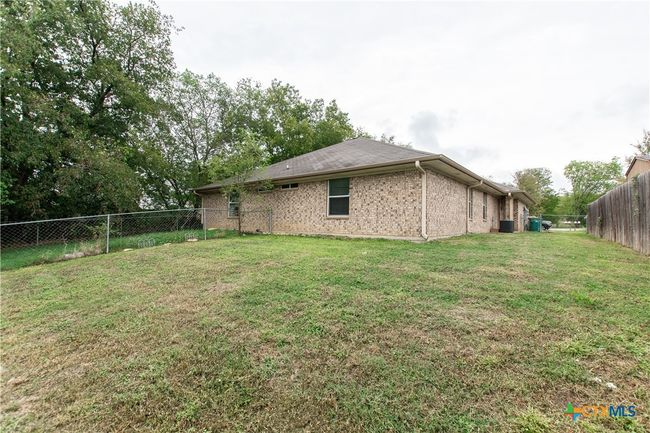 A - 211 W Arlo Rd, Home with 3 bedrooms, 2 bathrooms and null parking in Harker Heights TX | Image 19