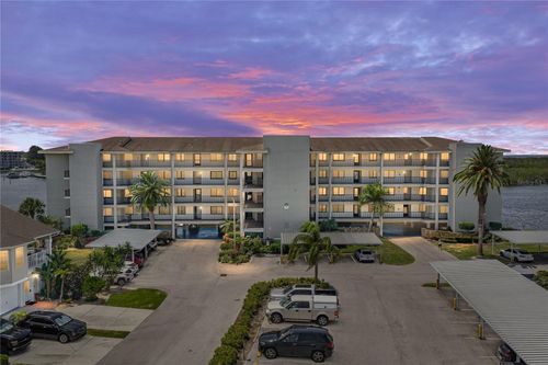 725-8150 Brent St, PORT RICHEY, FL, 34668-6117 | Card Image