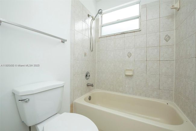 1127 Sw 104 Th Way, House other with 4 bedrooms, 3 bathrooms and null parking in Pembroke Pines FL | Image 28