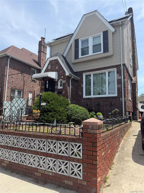 13433 228th St, Laurelton, NY, 11413-2442 | Card Image