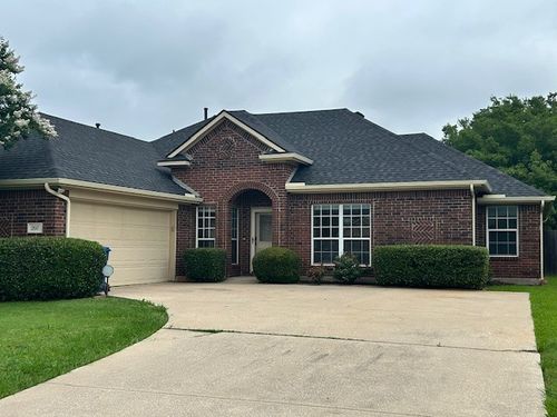 207 Chisholm Trl, Argyle, TX, 76226-3933 | Card Image