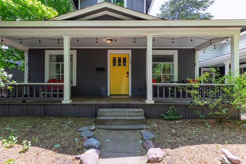 609 Howell St, Missoula, MT, 59802-2534 | Card Image