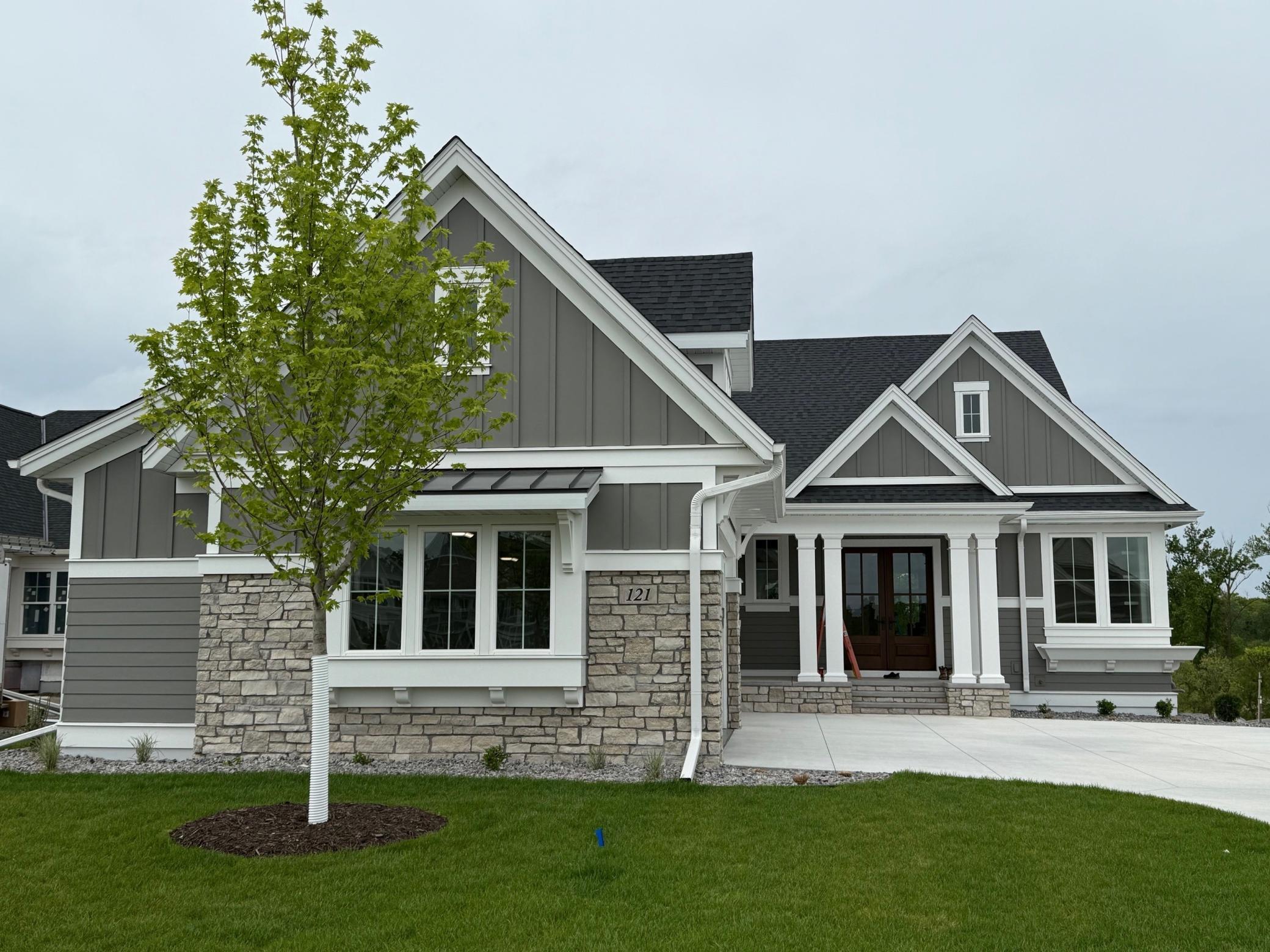 Spring Farm Rd, Saint Paul, MN 55127