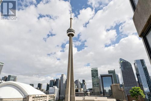 2325-230 Queens Quay W, Toronto, ON, M5J2Y7 | Card Image