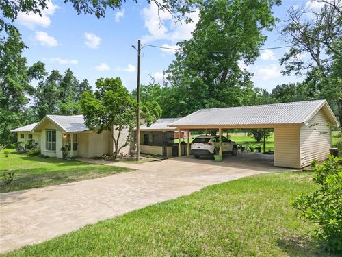 101 Old Quarters Road, Oakhurst, TX, 77359 | Card Image