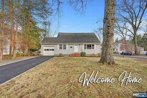 153 Columbus Ave, Closter, NJ, 07624-2407 | Card Image