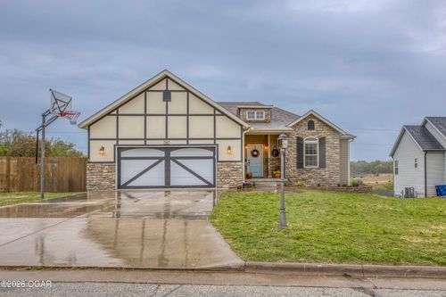 1413 Matthew Cir, Webb City, MO, 64870-2431 | Card Image