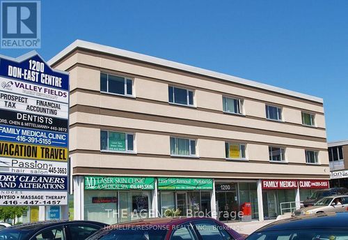 304-1200 Lawrence Ave E, North York, ON, M3A1C1 | Card Image