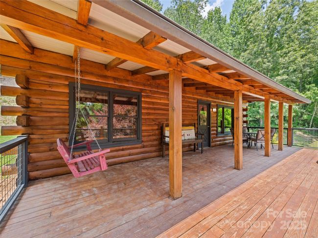 Front porch | Image 16